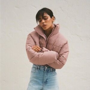 NEW Zara Pink Cropped Puffer Jacket size M